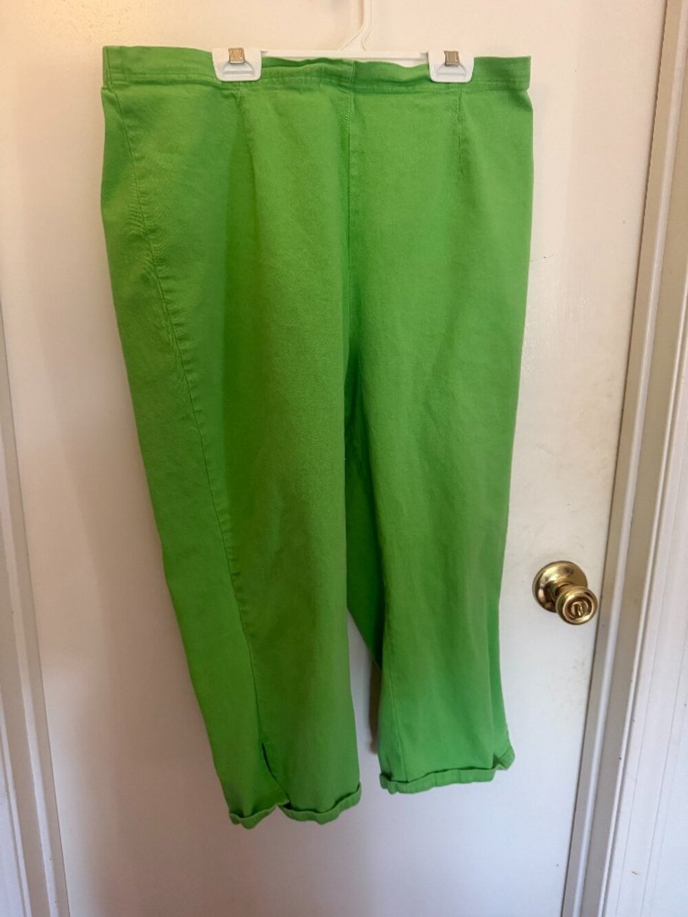 Faded Glory Kelly Green Capris W XL